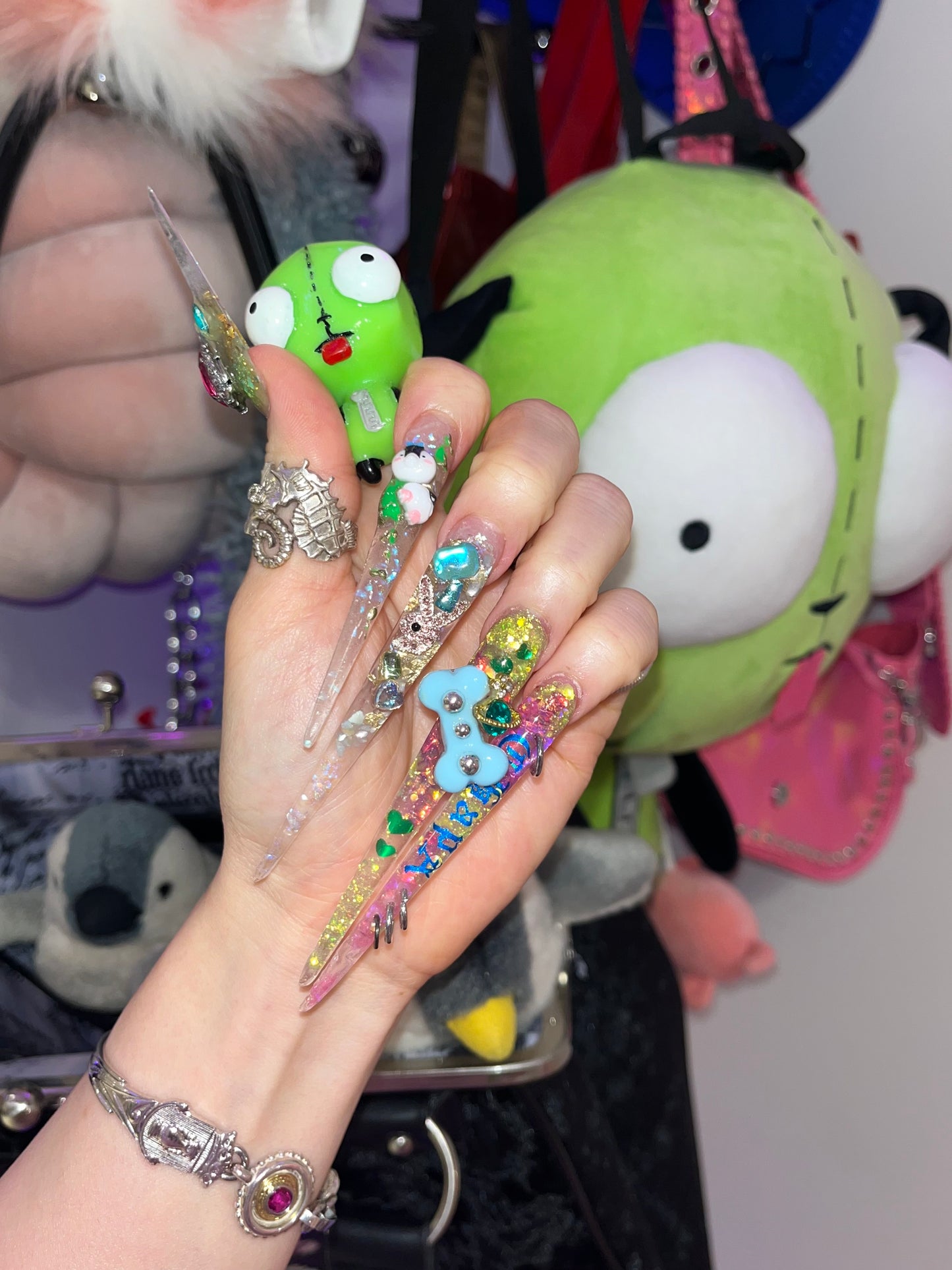 Chapa Nailz Charm